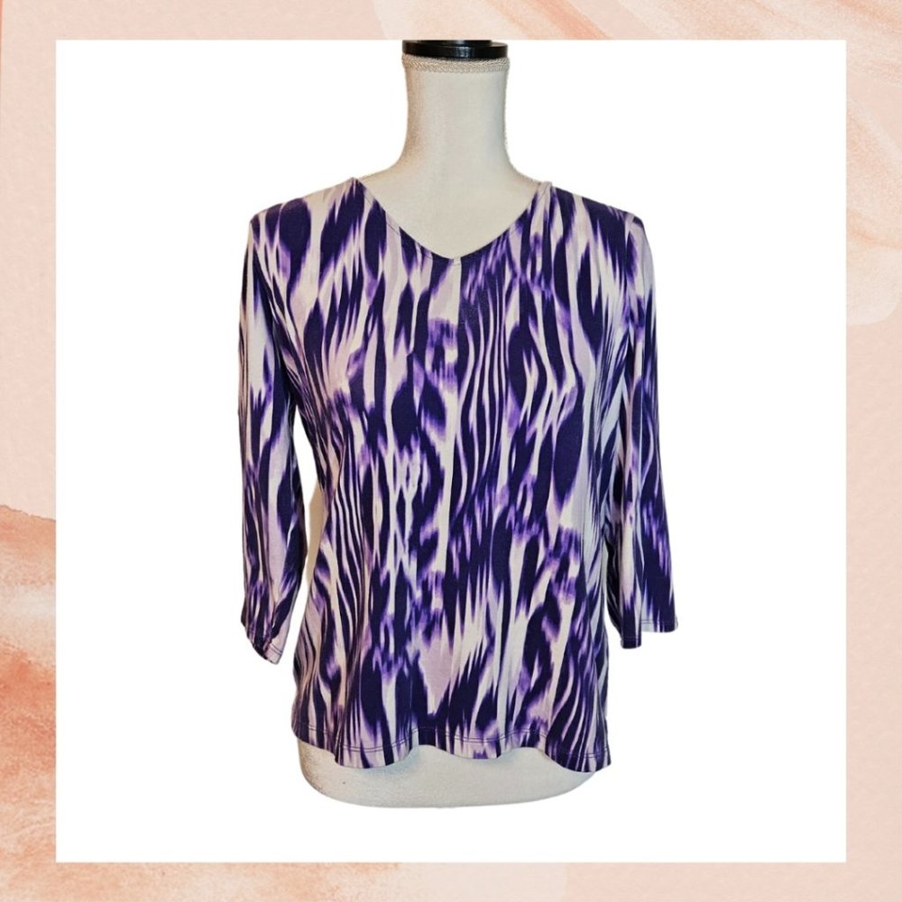 Purple White Streaked Striped 3/4 Sleeve V-Neck Top